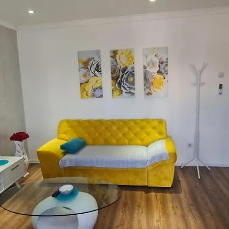 Lara S Μπάνια Λούκα